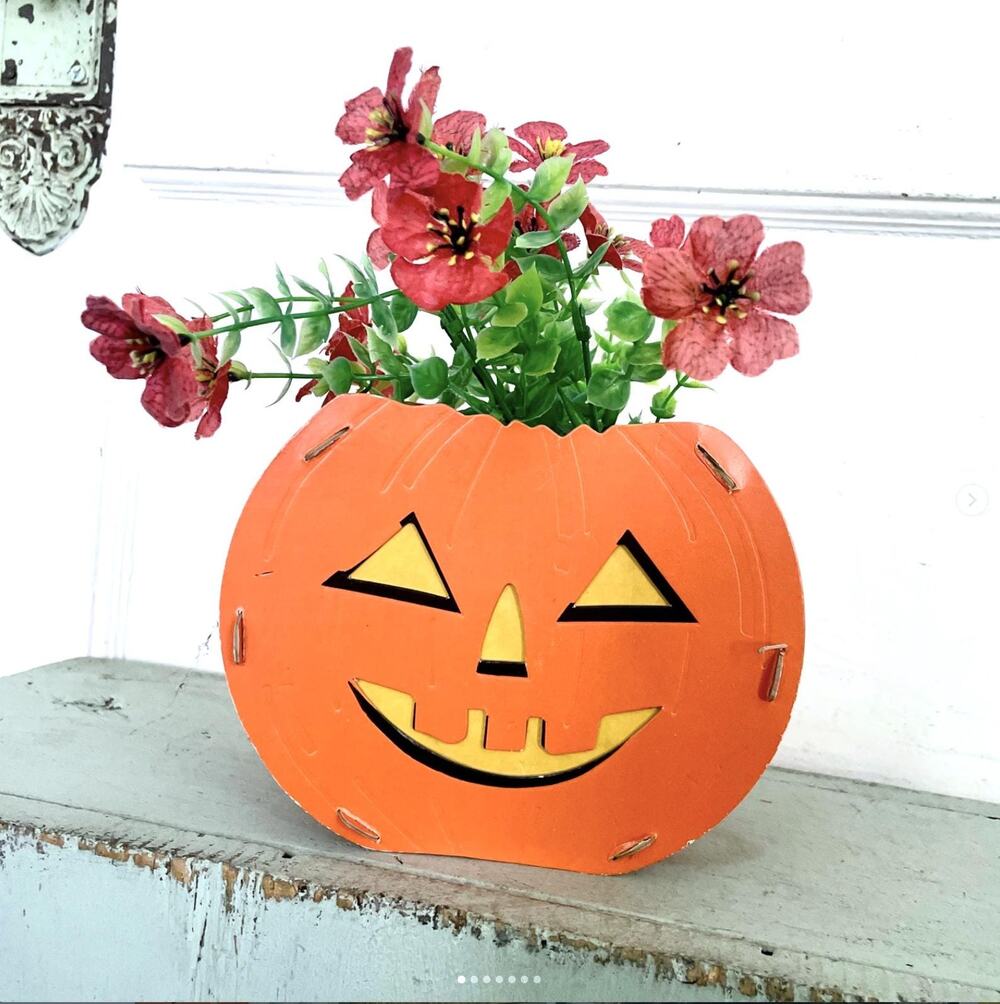 Vintage Halloween Cardboard Jack O'Lantern Candy Bucket Handle Department 56